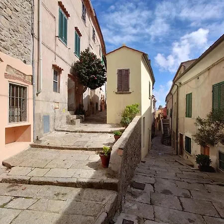 아파트 Casa Ferrini *